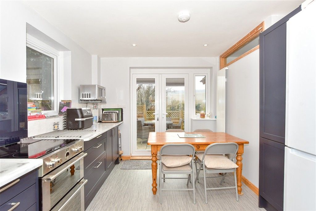Property photo 3 of 18 Kitchen/ Breakfast Room