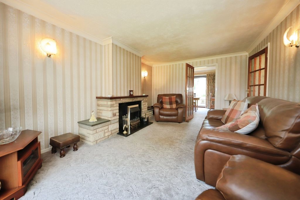 Property photo 3 of 13 Photo