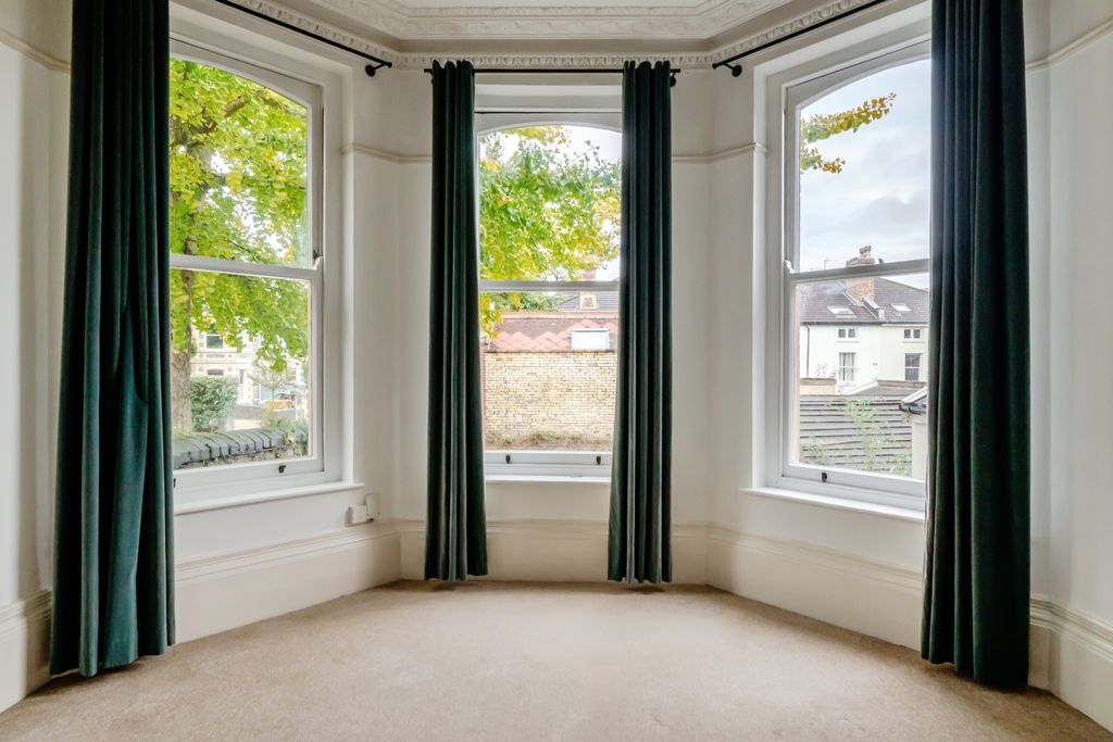 Property photo 2 of 15 Living Space