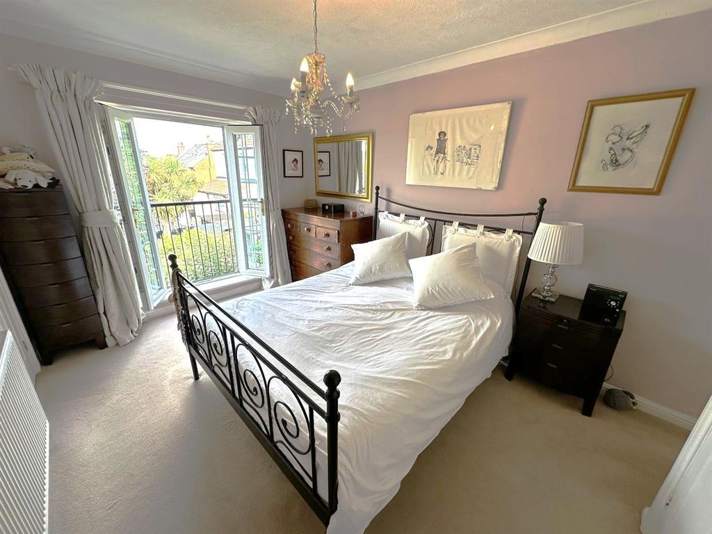 Property photo 3 of 24 Master Bedroom 1.Jpg