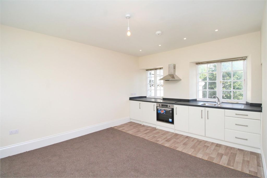 Property photo 2 of 8 Open Plan Living