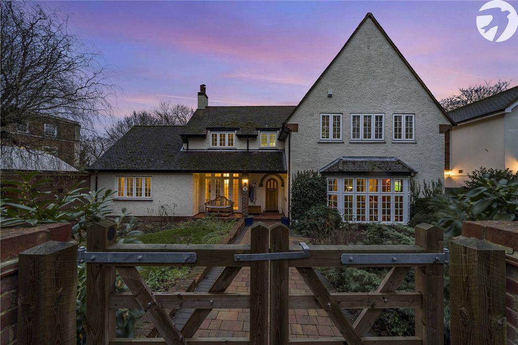 Additional image 25 of 4 bed detached house for saleChurch Walk, Wilmington, Kent DA2