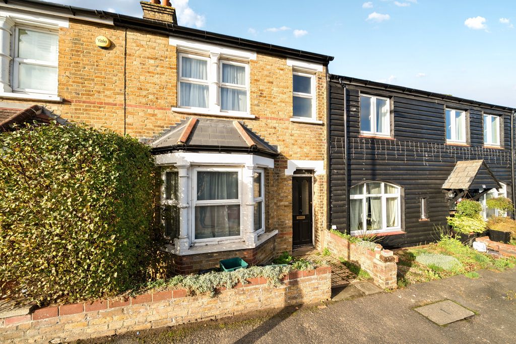 Property photo 1 of 12 External