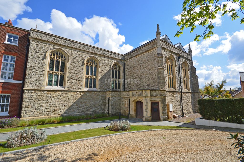 Property photo 3 of 17