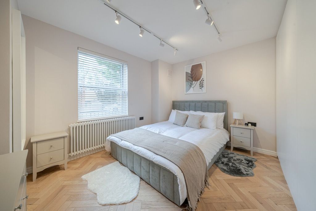 Property photo 3 of 18 Picture No. 03