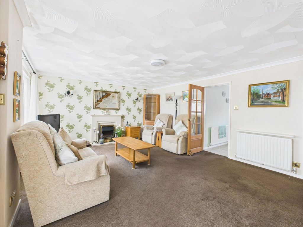 Property photo 3 of 14