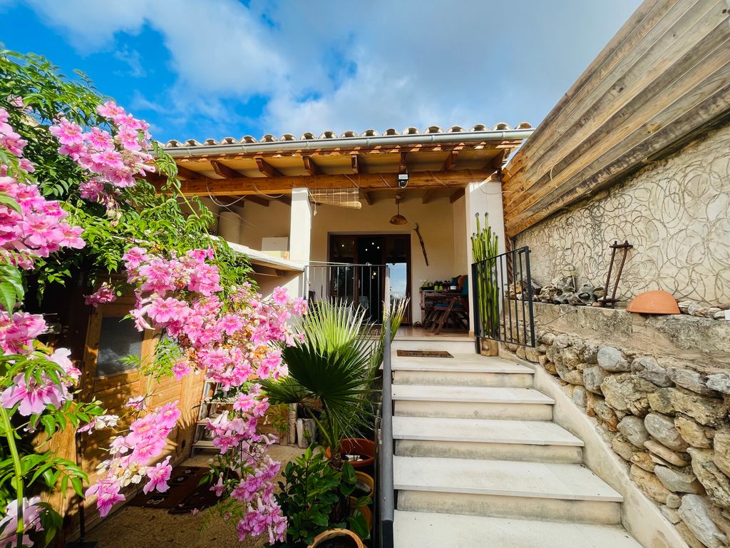 Property photo 1 of 17 17_Rear_View_B.Jpg