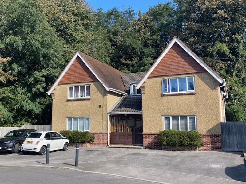 Property photo 1 of 8 Front External