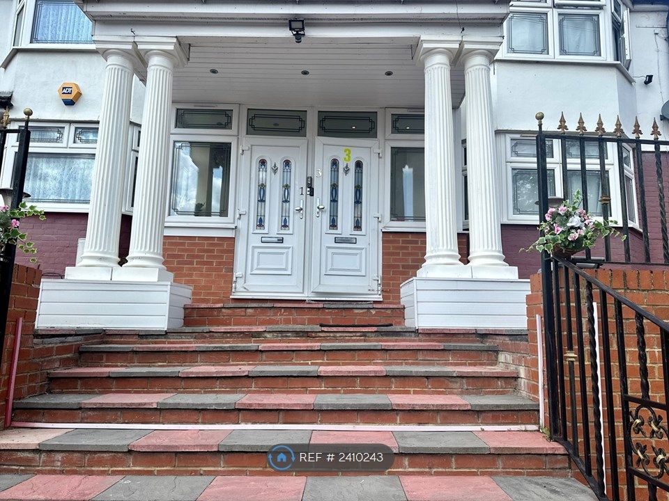 Property photo 2 of 27 Front View