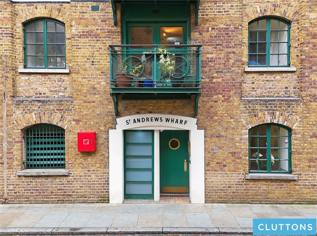 Property photo 3 of 27 Picture No. 01