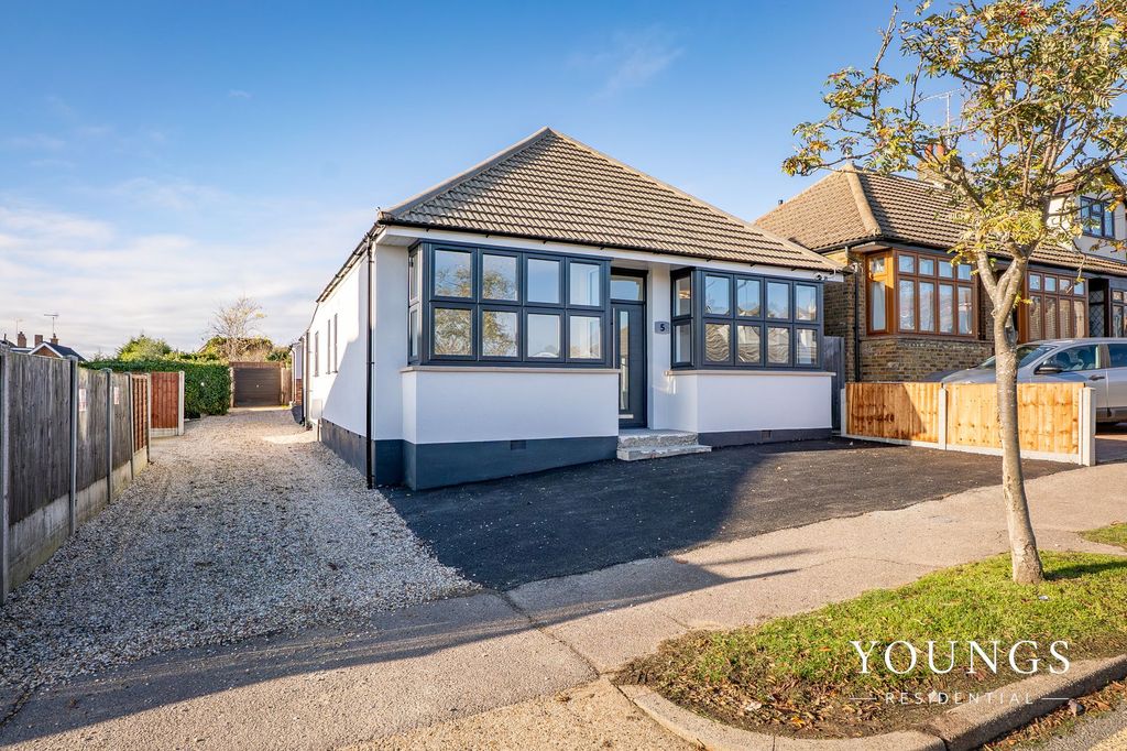 Property photo 1 of 21