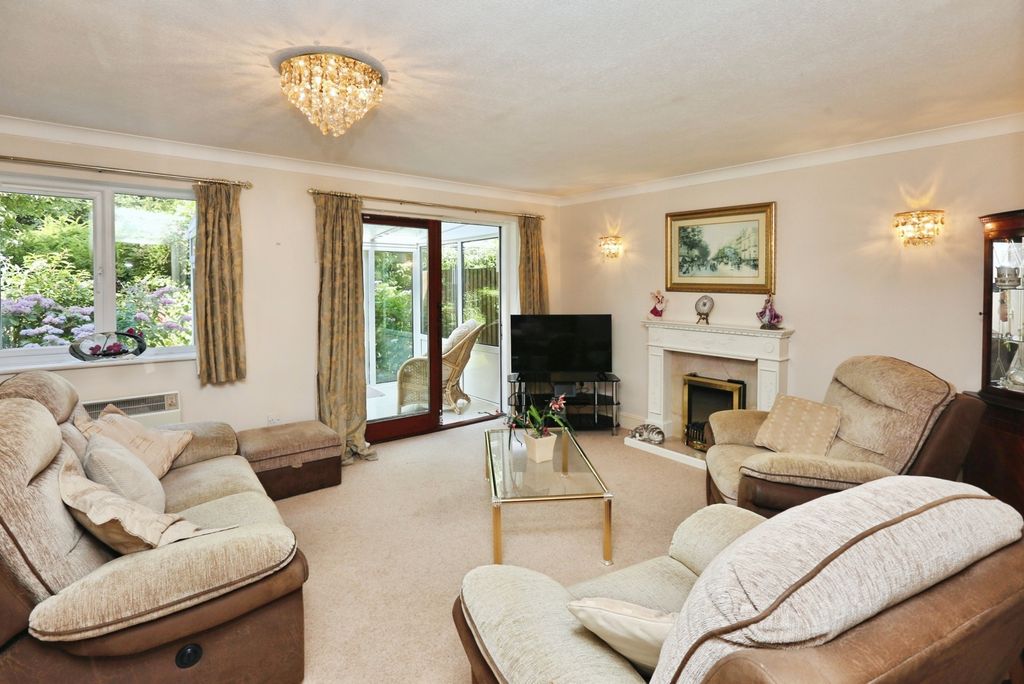 Property photo 3 of 15 Pbox-Img.Jpg