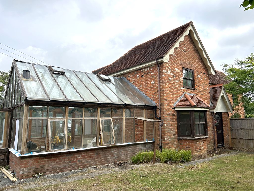 Property photo 1 of 11
