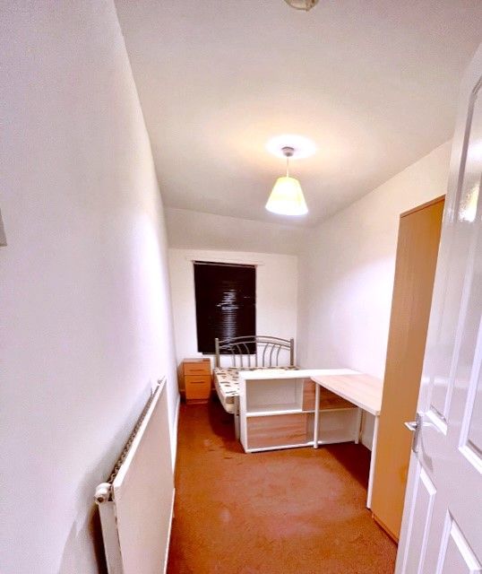 Property photo 1 of 6 Bedroom 3 (Available Room)