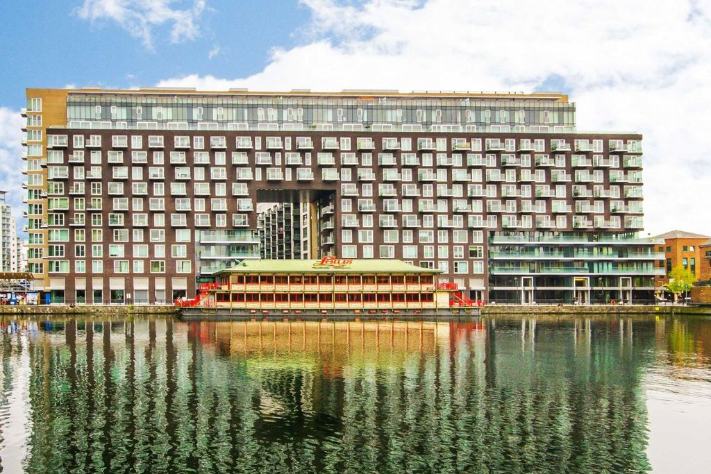 Property photo 1 of 8