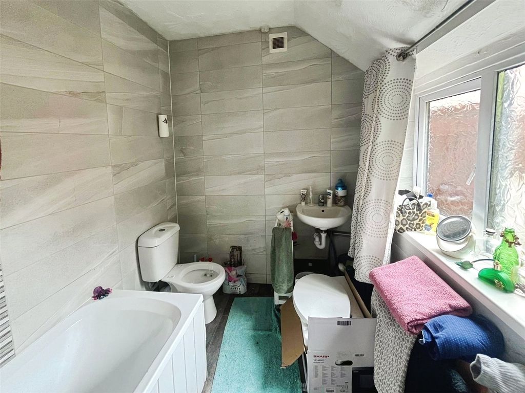 Property photo 3 of 10 Picture No. 08