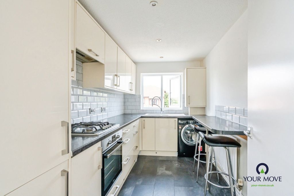 Property photo 2 of 11 Pbox-Img.Jpg
