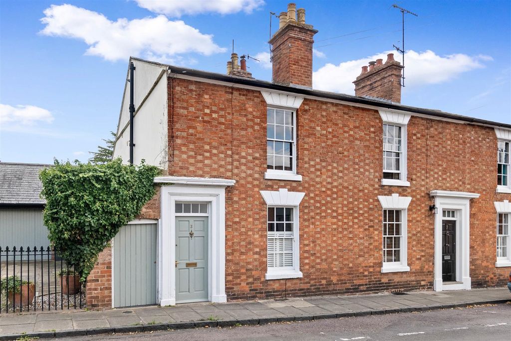 Property photo 1 of 14