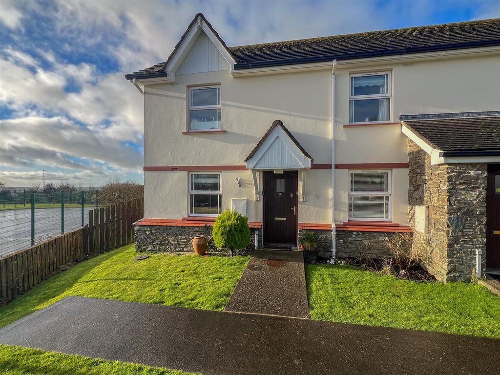 Property photo 1 of 14 5 Fuchsia Court -02.Jpg