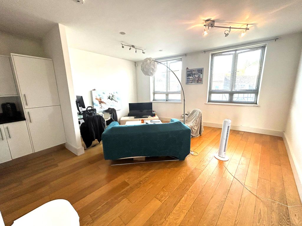 Property photo 2 of 5