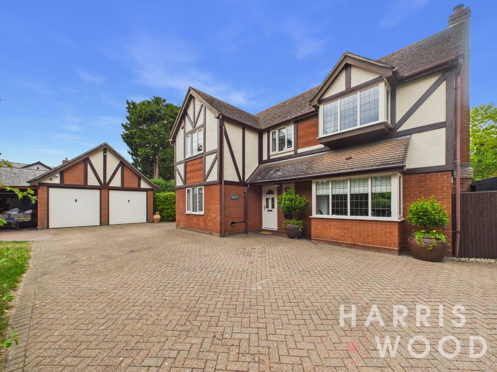 Property photo 1 of 35 5211072