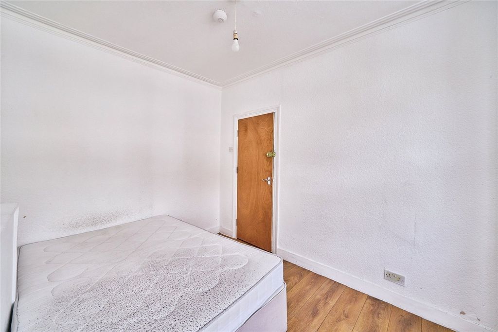 Property photo 3 of 10 Picture No. 37