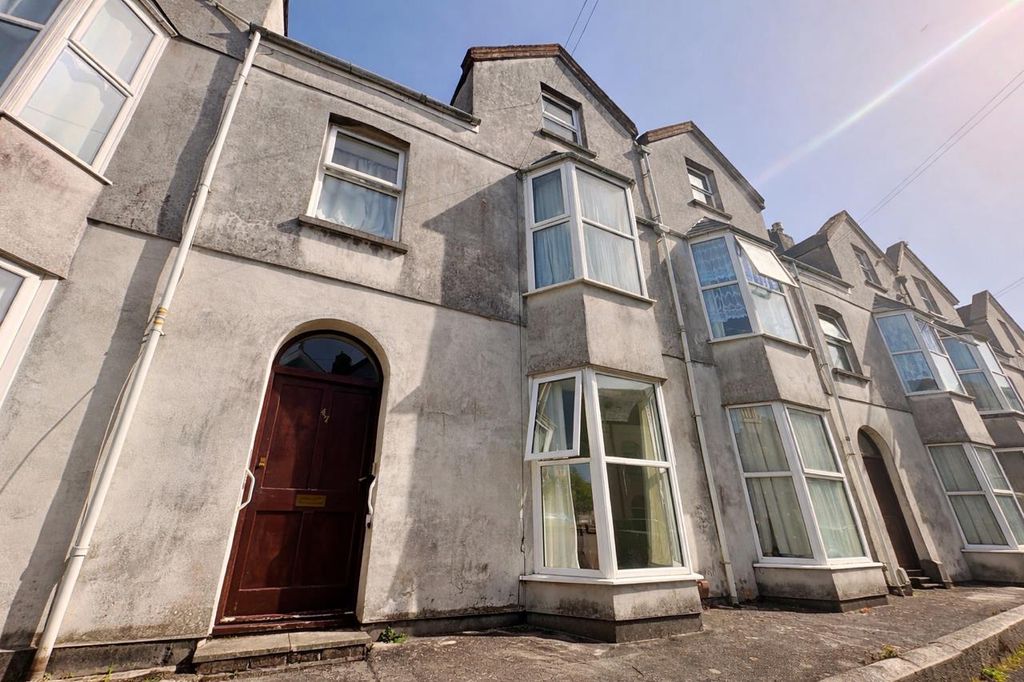 Property photo 1 of 8 Image