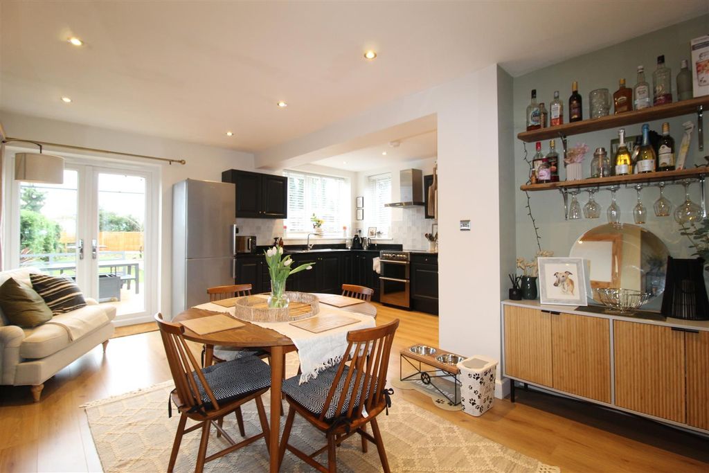 Property photo 3 of 16 Img_5639.Jpeg