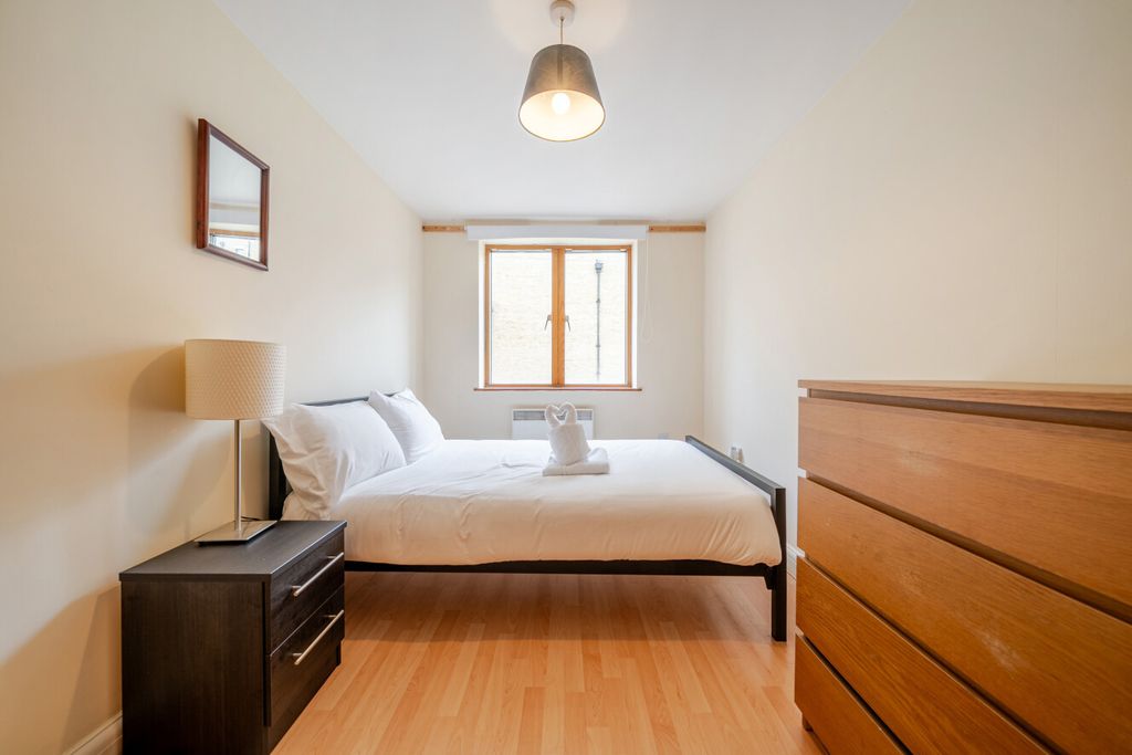 Property photo 2 of 15 1482863-15-6A426E...