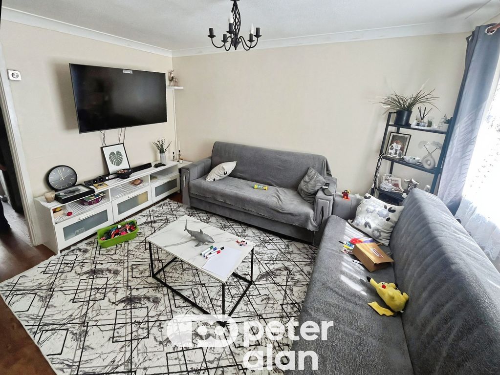 Property photo 2 of 13