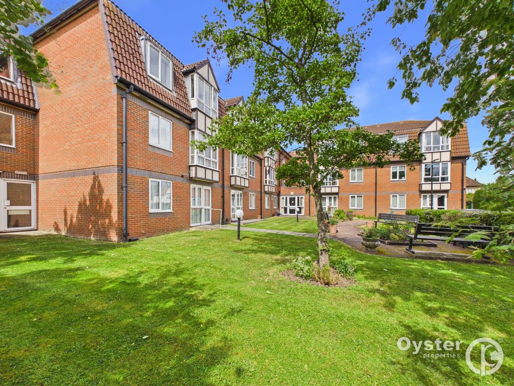 Property photo 1 of 12 Communal Garden