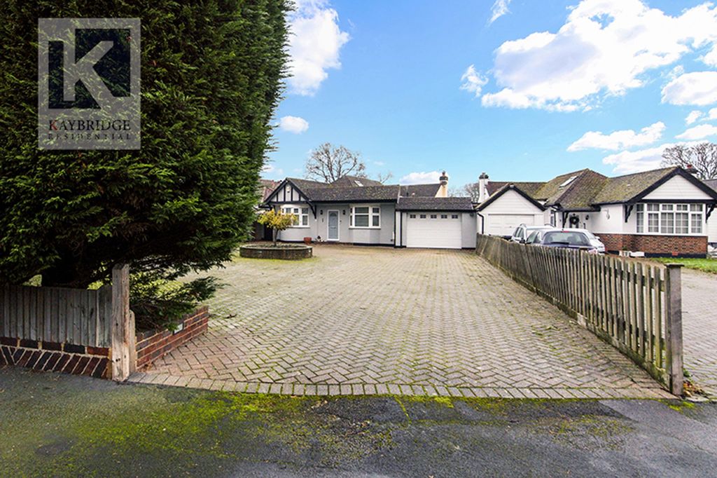 Property photo 1 of 17 Salisbury Road, Worcester Park