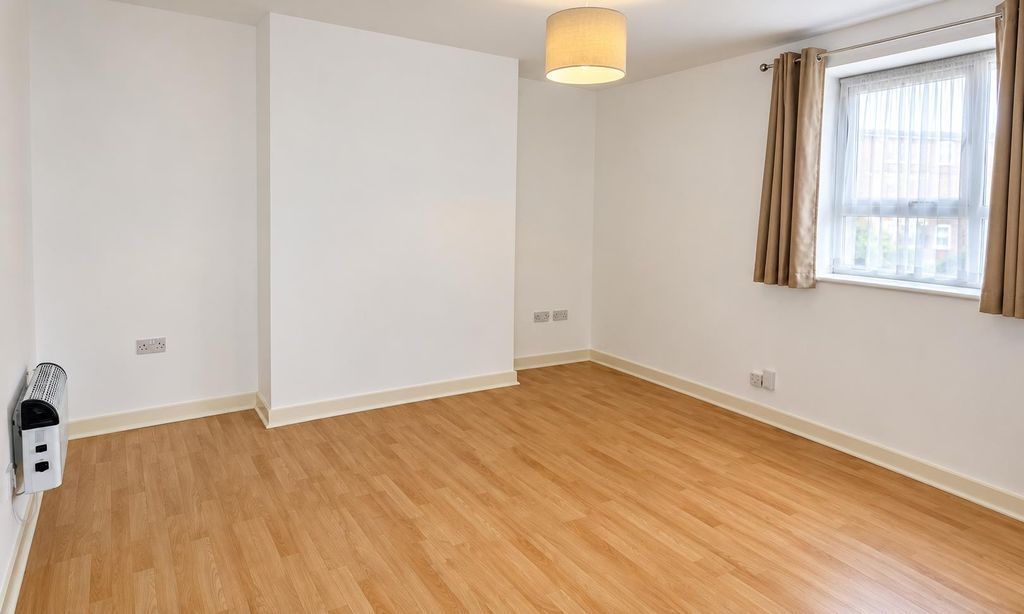 Property photo 3 of 4 E6Fcf1Ff-Fa73-4F49-85F3-159A77898Dac.Png
