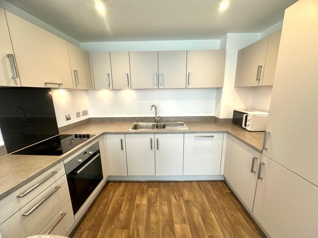 Property photo 3 of 16 Gallery