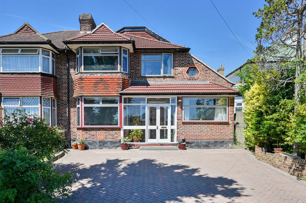 Property photo 1 of 13