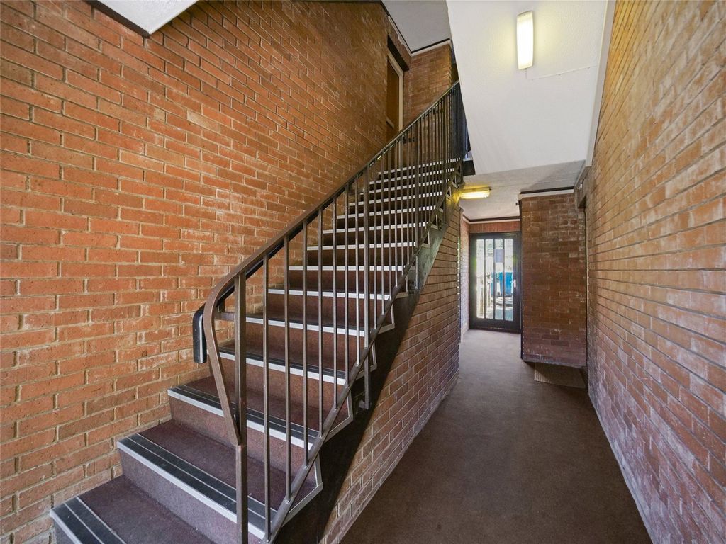 Property photo 2 of 16 Picture No. 04
