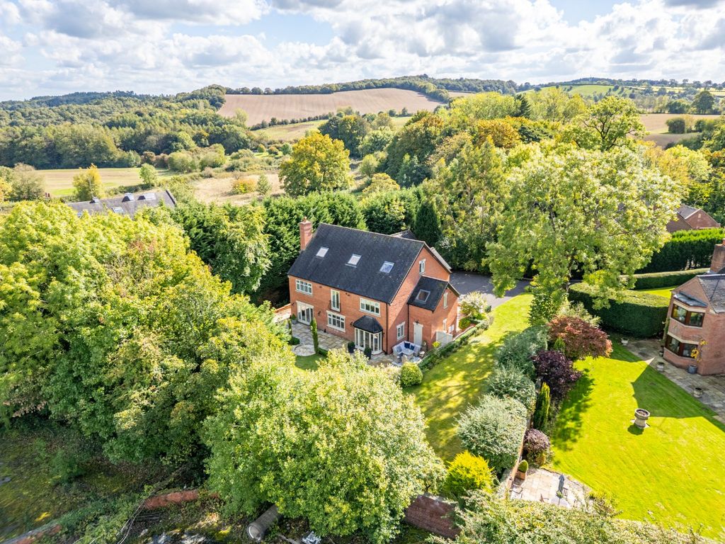 Property photo 1 of 42 5035700