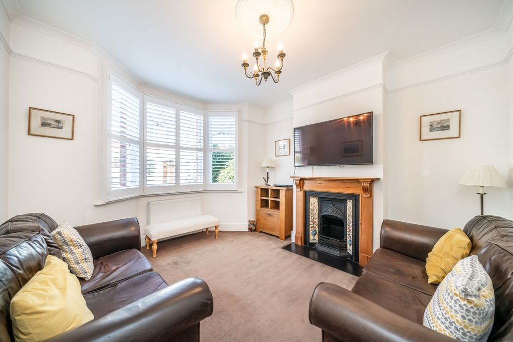 Property photo 2 of 7