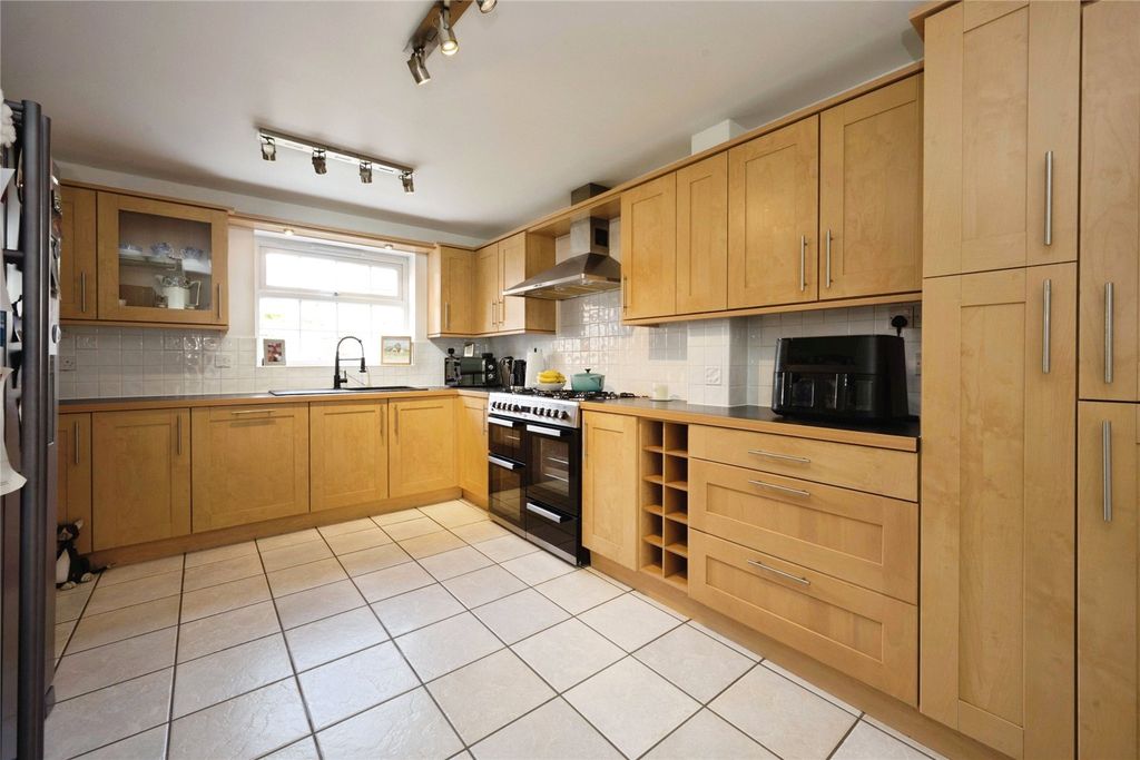 Property photo 3 of 26 Picture No. 67