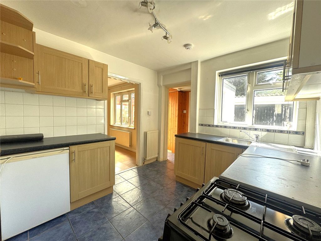 Property photo 3 of 13 Picture No. 32