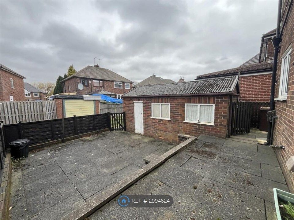 Property photo 2 of 23