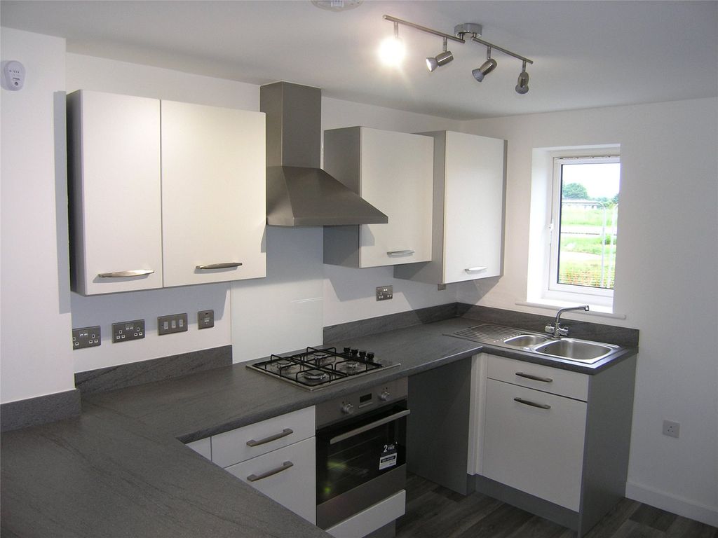 Property photo 3 of 8 Picture No. 04