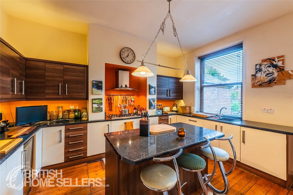 Property photo 3 of 25 Picture No. 07