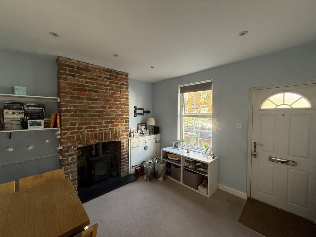 Property photo 2 of 13 Img_3040