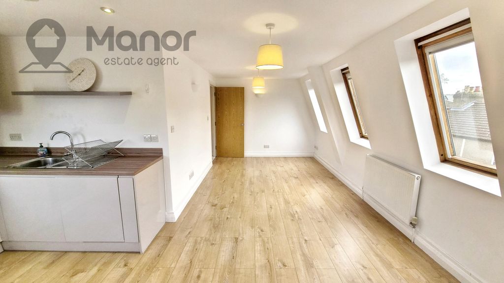 Property photo 3 of 14 20260411_123904