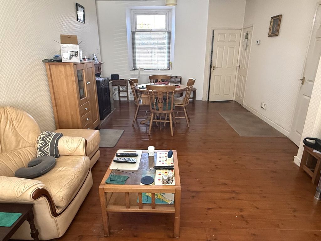 Property photo 2 of 11 Not Specified