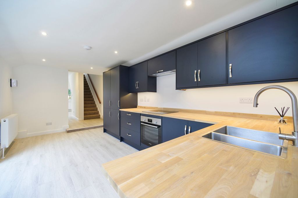 Property photo 2 of 13 Kitchen