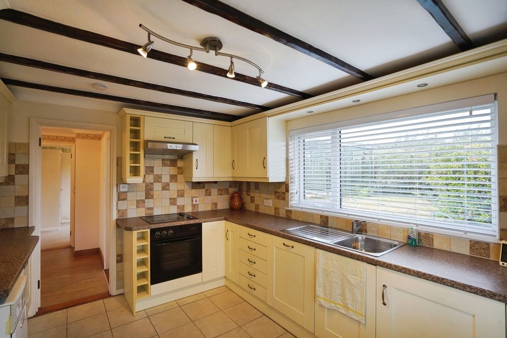 Property photo 3 of 26 Pbox-Img.Jpg