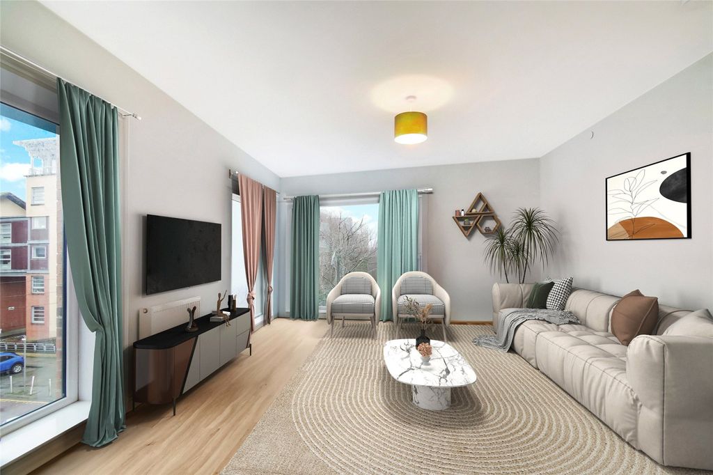 Property photo 2 of 20 Picture No. 14