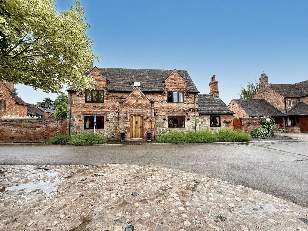 Property photo 1 of 46